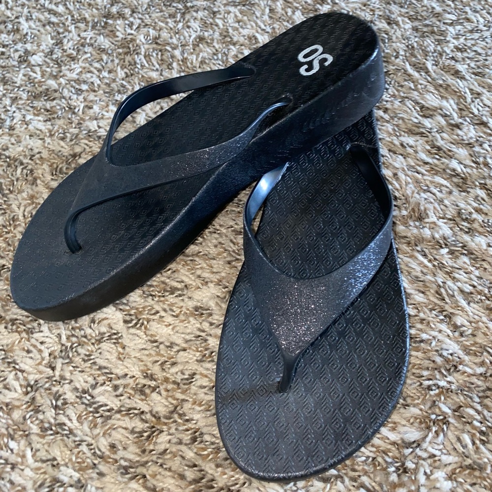 Black Wedge Sandals With Sparkly Band